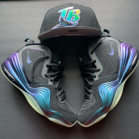 Nike Air Penny V Invisibility Cloak - Picture 2 of 6